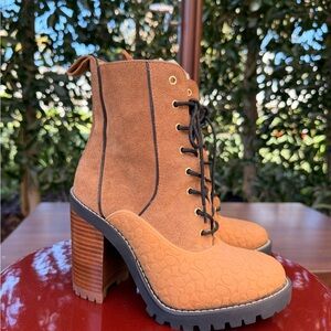 Coach Haven Two Tone Block Heel Signature boot NWOB